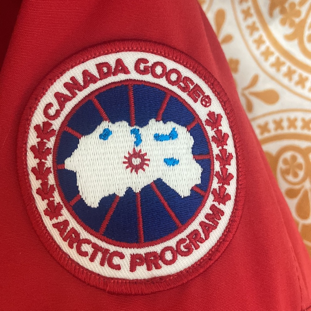 Authentic Canada Goose Jacket - image 4